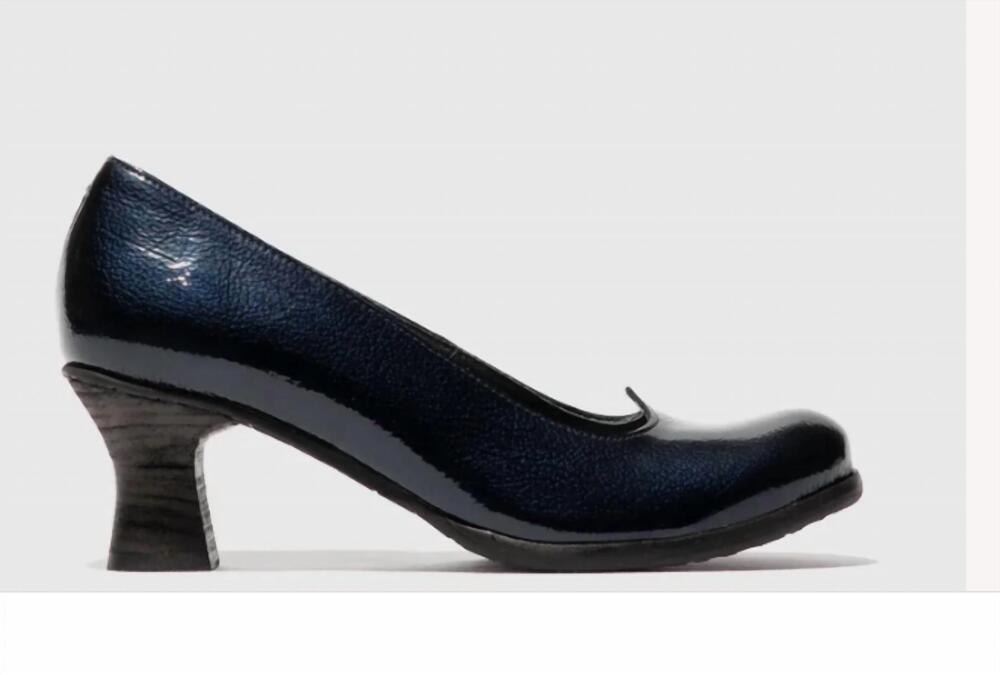 NEW FLY LONDON women's slip-on heels in navy